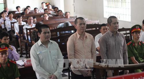 Xét xử nguyên các cán bộ Ngân hàng ACB (Tây Ninh) làm thất thoát gần 19 tỷ đồng 